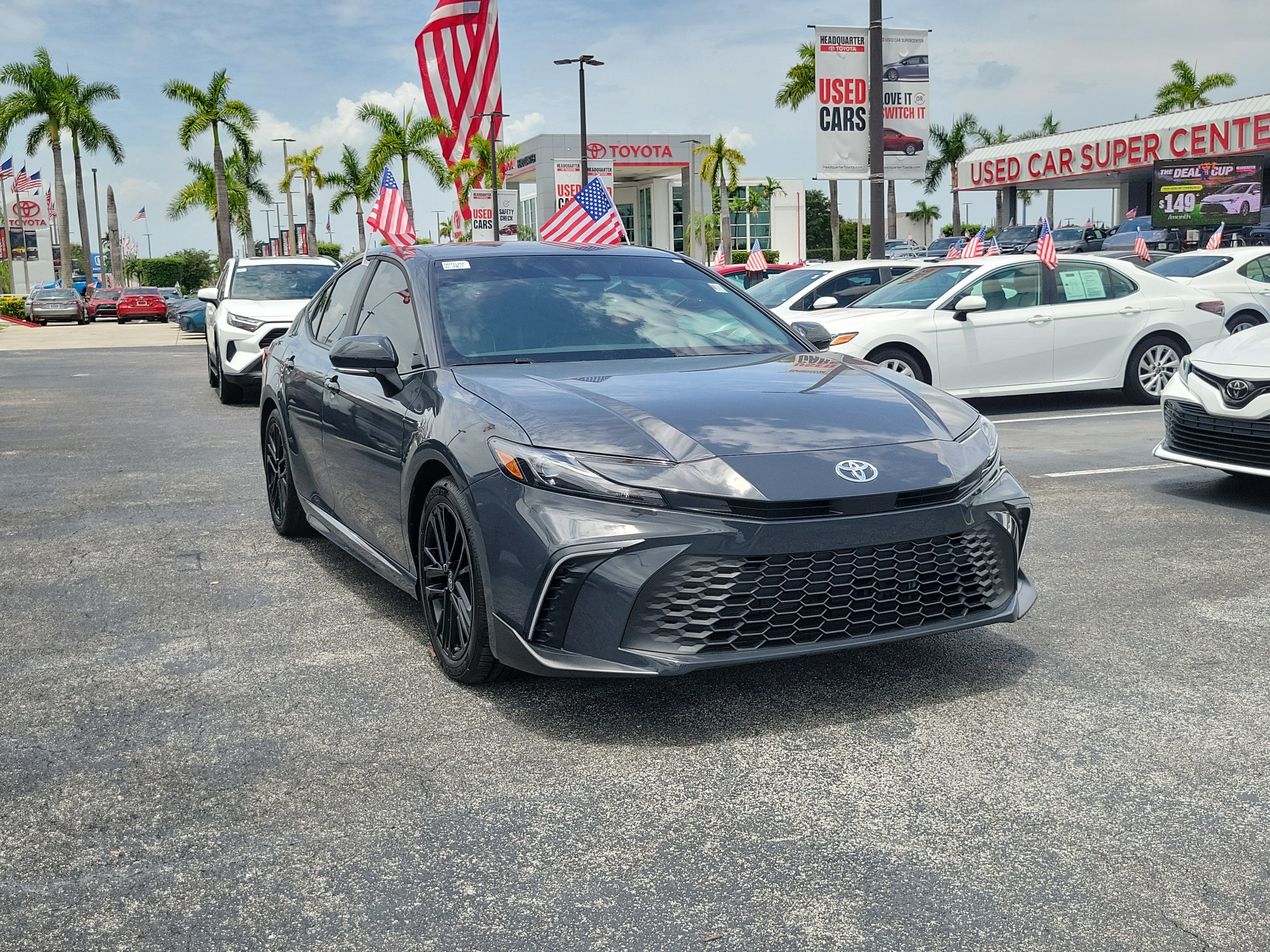 Used 2026 Toyota Camry SE FWD image 2