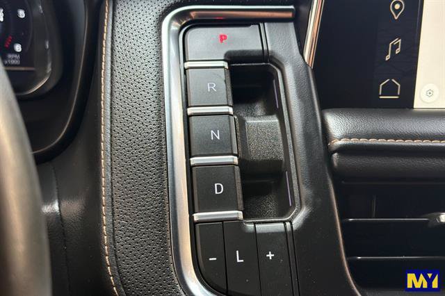 Certified 2024 GMC Yukon XL AT4 w/ AT4 Premium Plus Package AWD/4WD image 28