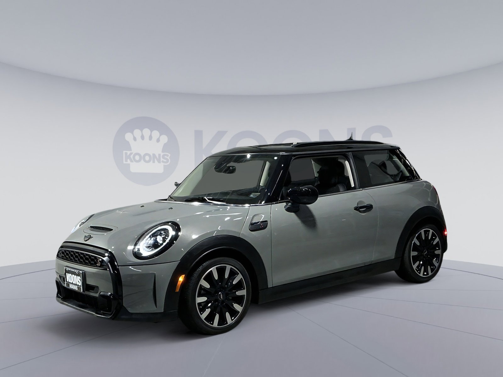 Used 2023 MINI Cooper S image 1