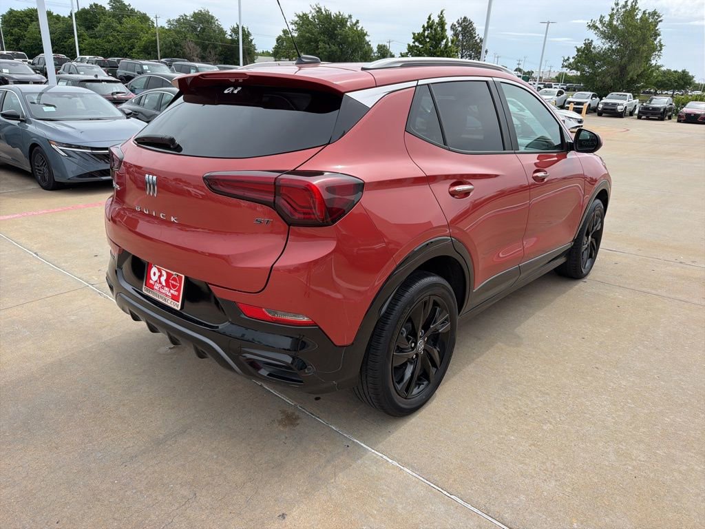 Used 2024 Buick Encore GX Sport Touring AWD/4WD image 5