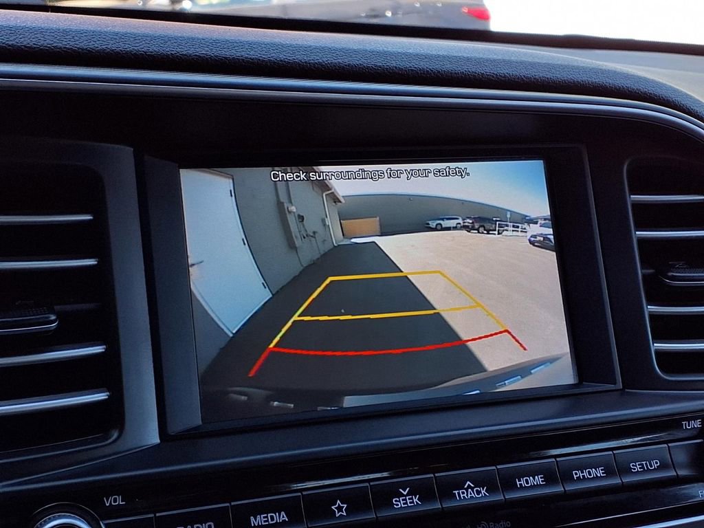Used 2019 Hyundai Elantra Limited image 8