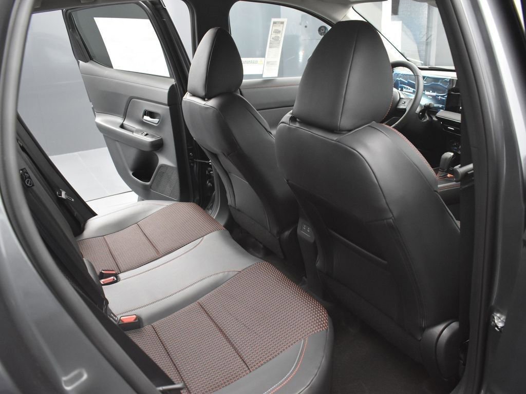New 2026 Nissan Kicks SR w/ Illumination Package image 18
