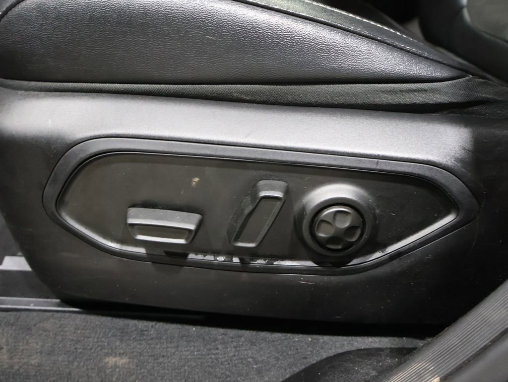 Used 2024 Jeep Grand Cherokee Altitude image 13