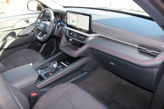New 2025 Ford Explorer ST image 24