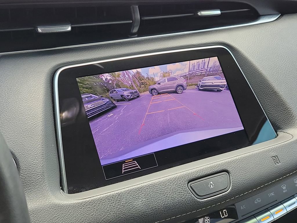 Used 2020 Cadillac XT4 Premium Luxury FWD image 26