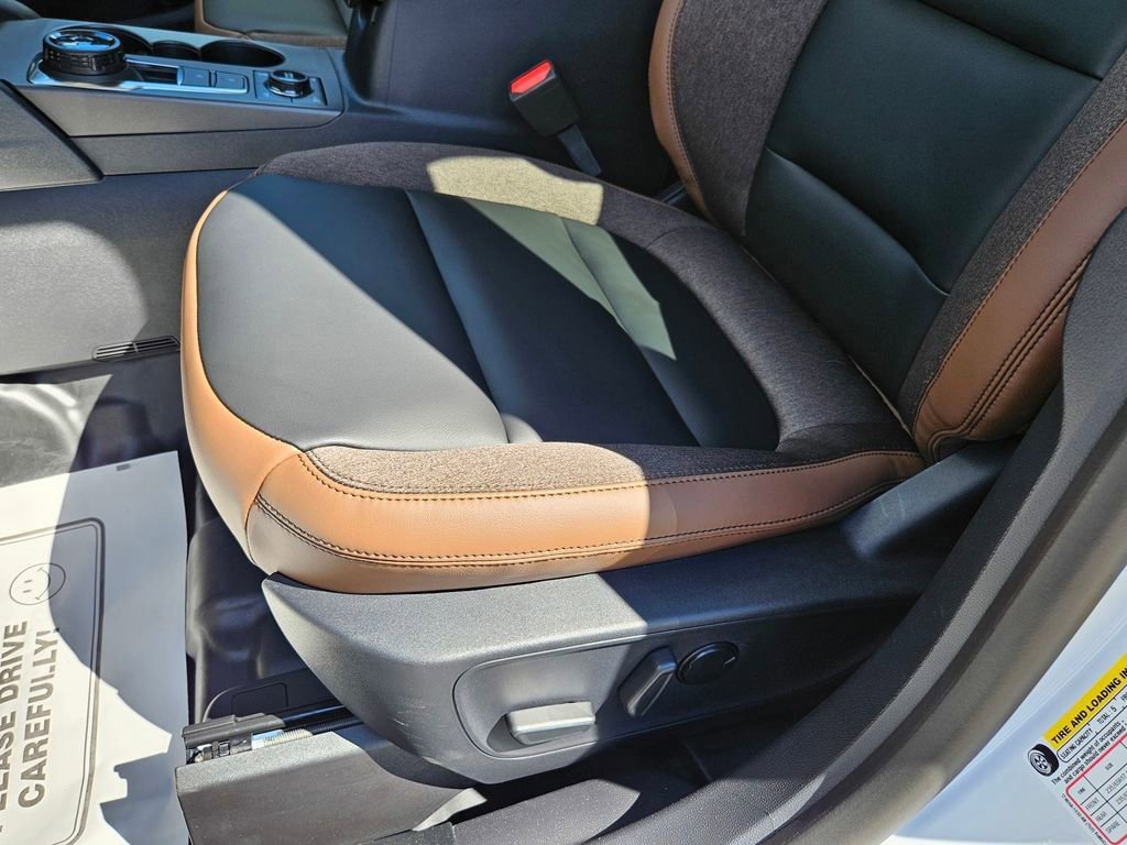 New 2025 Ford Bronco Sport Outer Banks w/ Sasquatch Outer Banks Package image 15