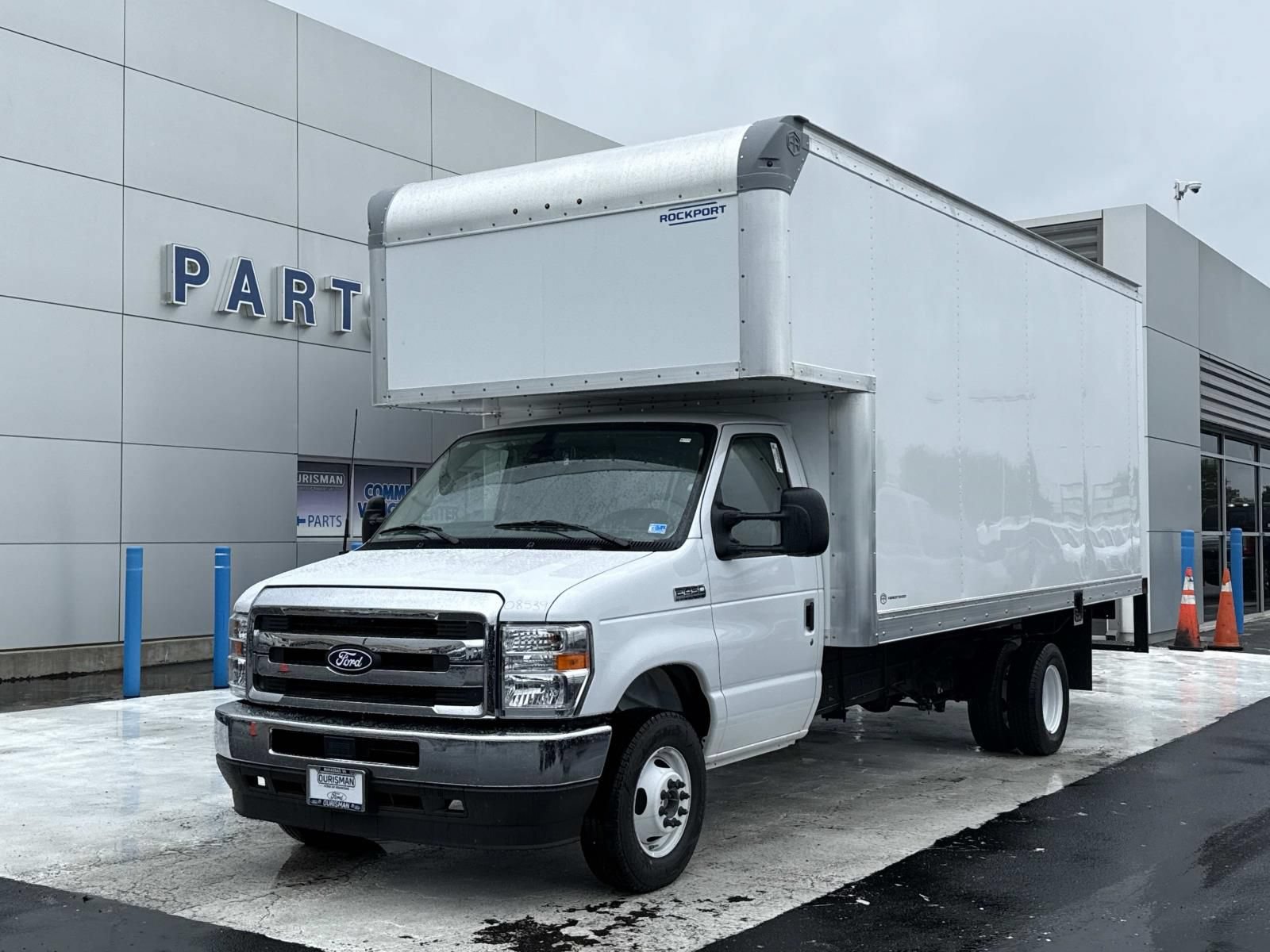 New 2027 Ford E-450 and Econoline 450 Super Duty w/ Power Equipment Group RWD image 7