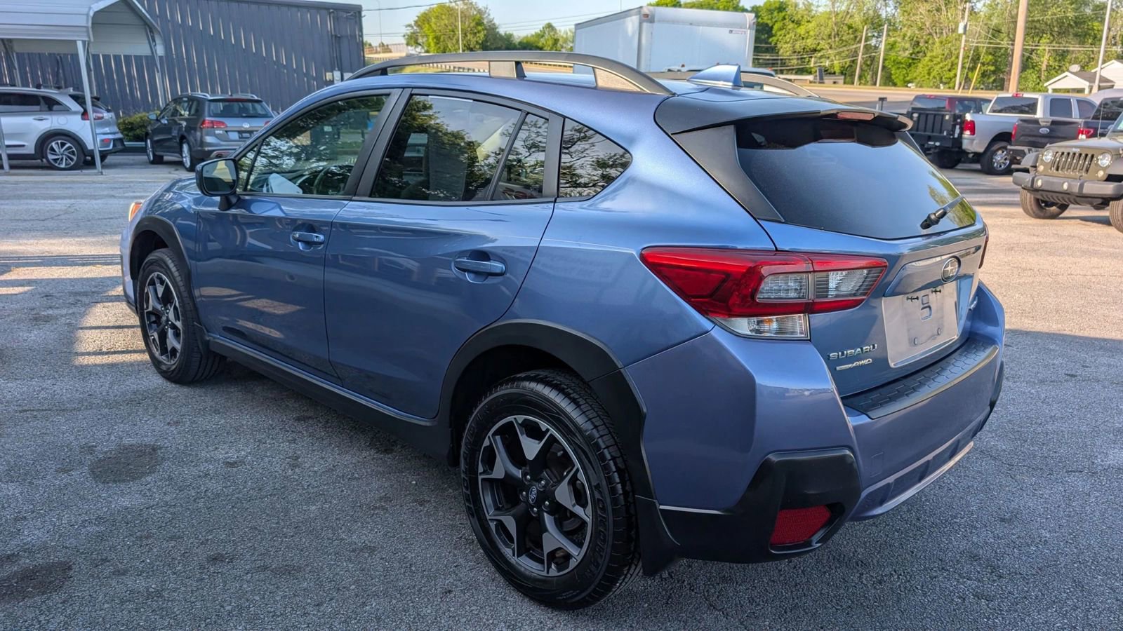 Used 2020 Subaru Crosstrek 2.0i Premium w/ Moonroof Package 1 AWD/4WD image 6