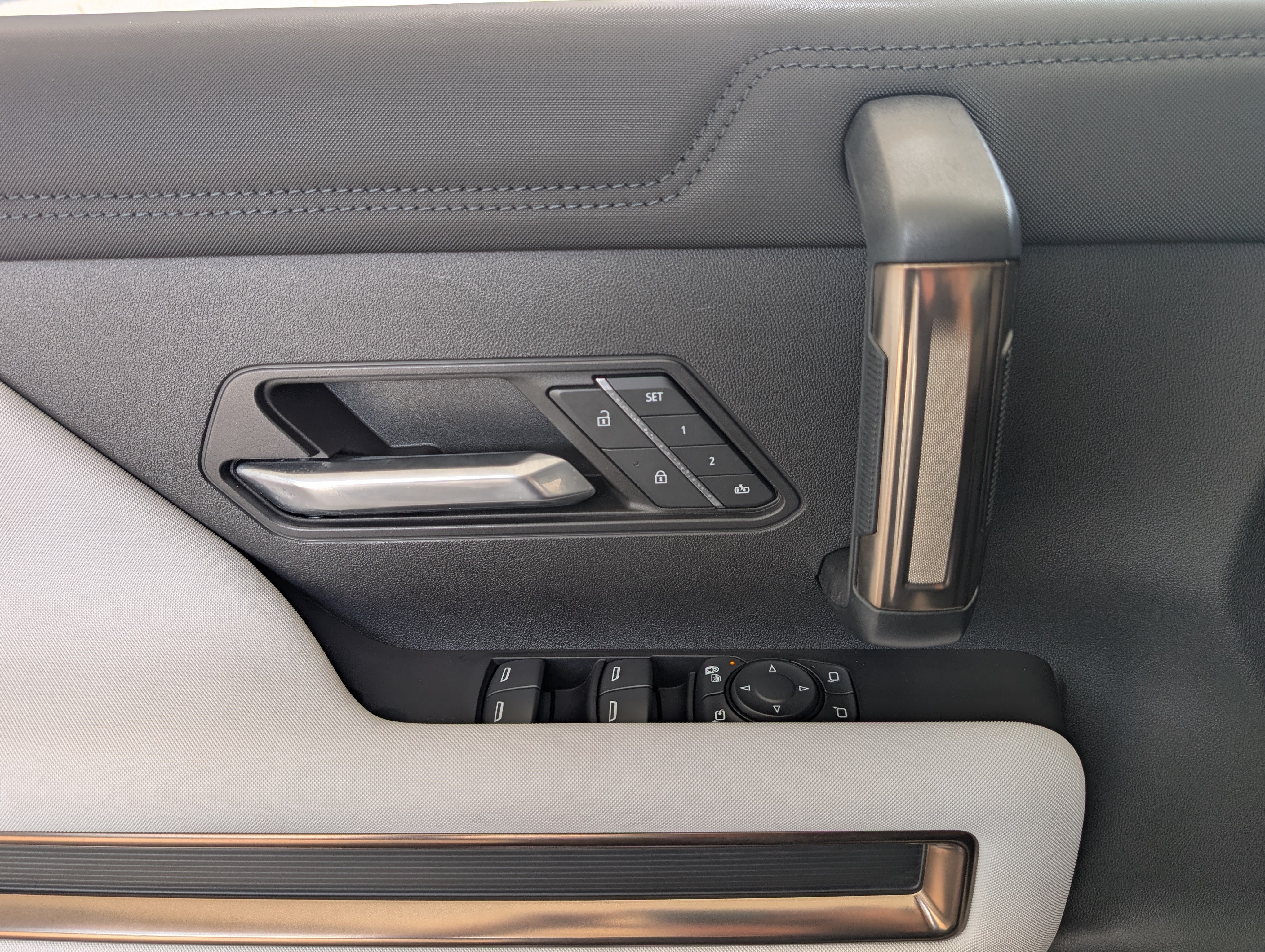 Used 2023 GMC Hummer EV Edition 1 AWD/4WD image 16