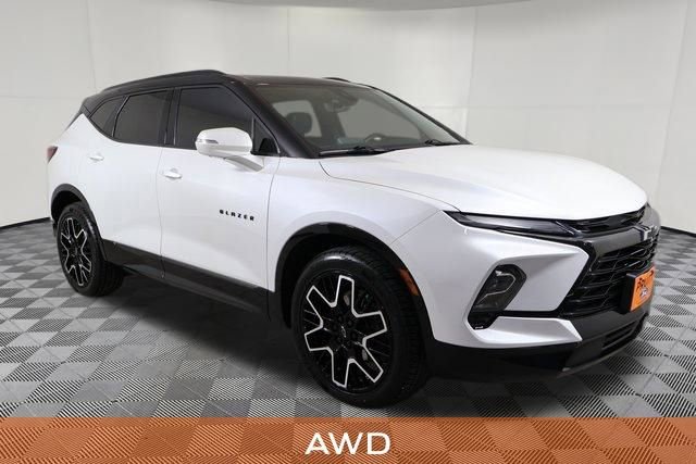 Used 2023 Chevrolet Blazer RS w/ Driver Confidence II Package image 4