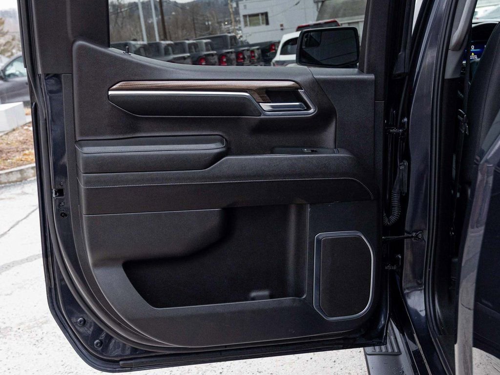 Used 2024 Chevrolet Silverado 1500 RST w/ Protection Package image 14