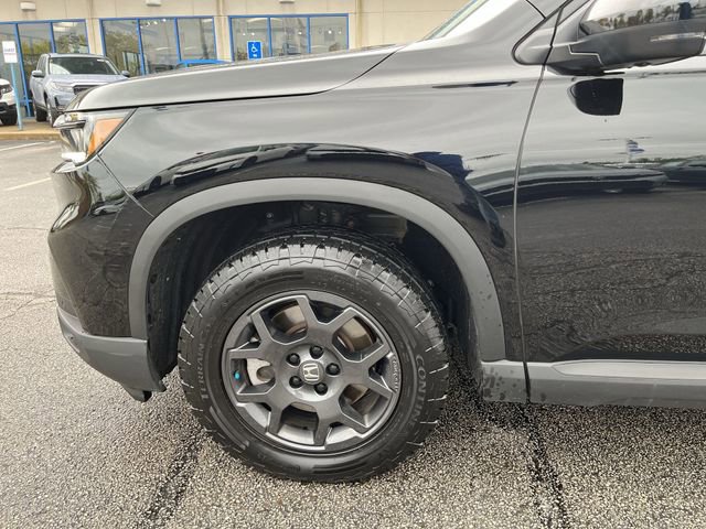 Used 2025 Honda Pilot TrailSport image 21