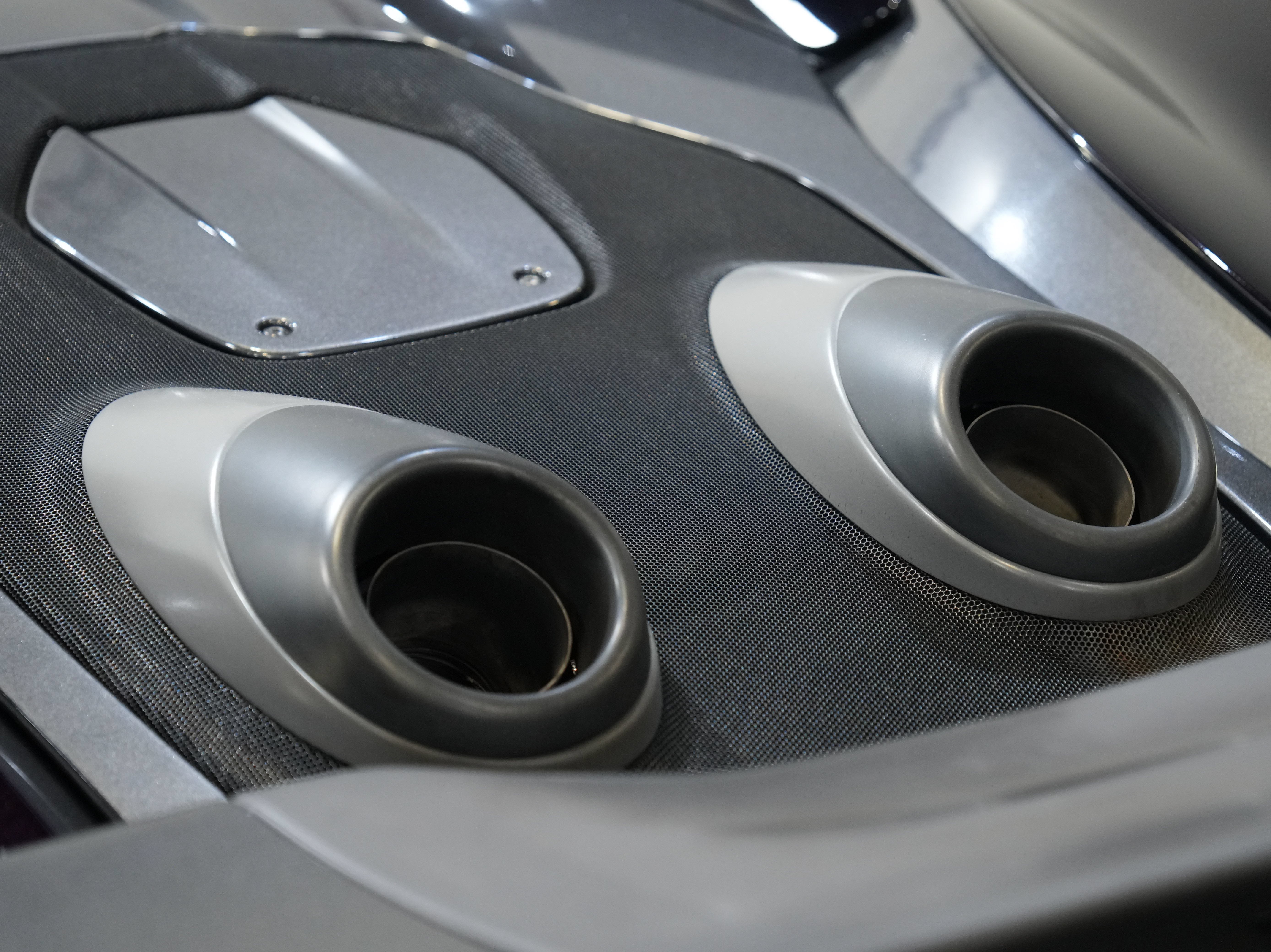 Used 2020 McLaren 600LT Spider RWD image 21