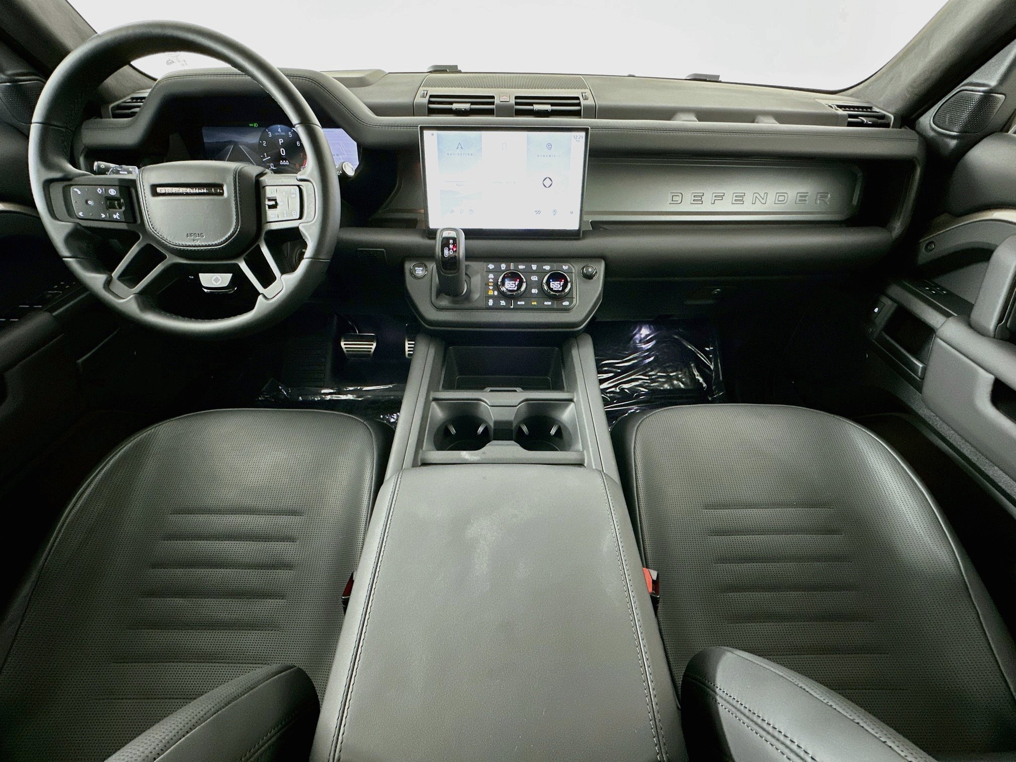 Certified 2025 Land Rover Defender 110 AWD/4WD image 22