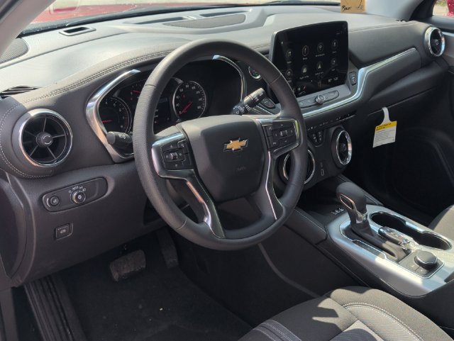 New 2026 Chevrolet Blazer LT w/ Convenience Package FWD image 18