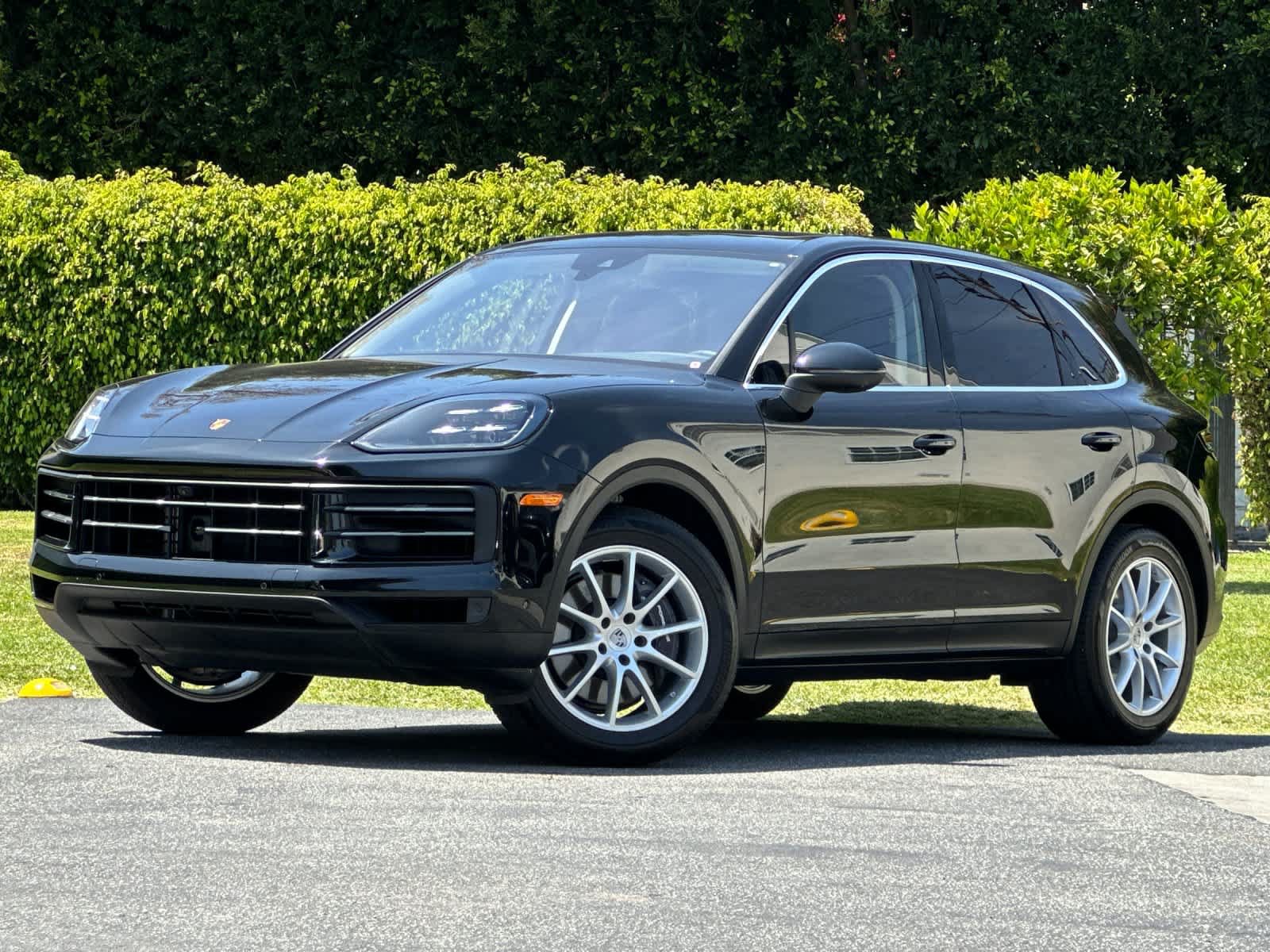 Certified 2025 Porsche Cayenne