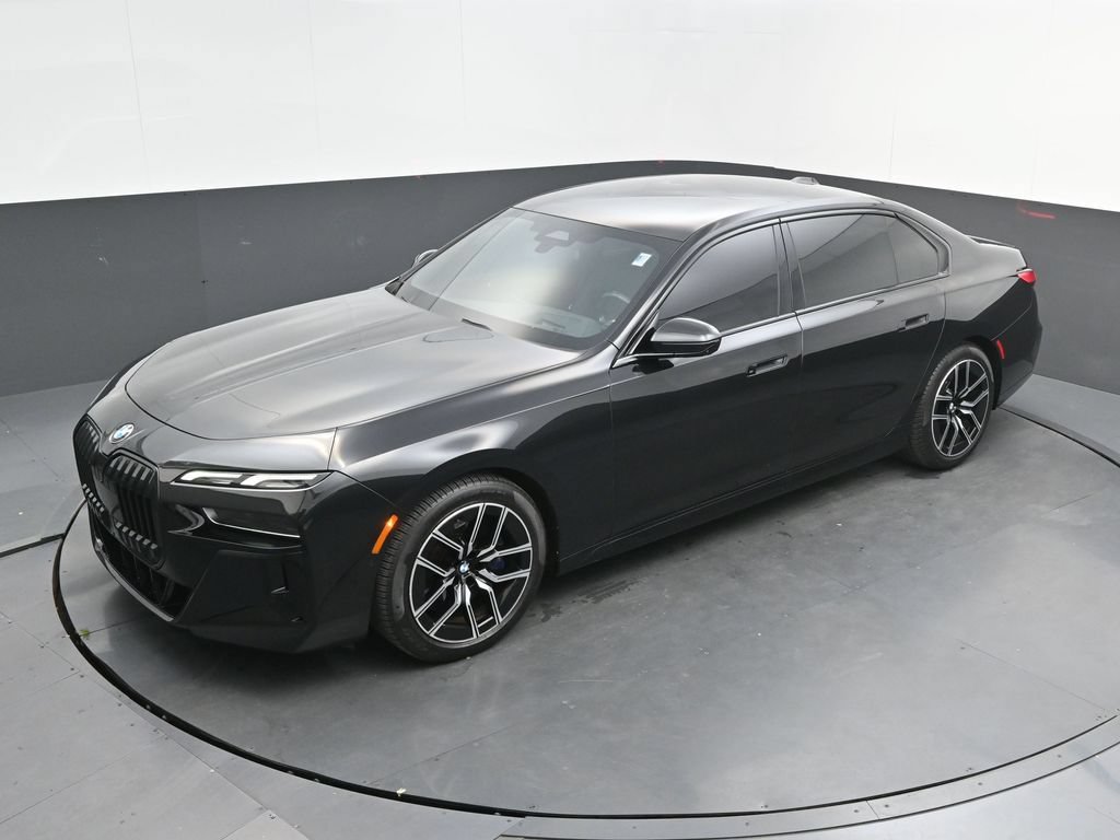 Certified 2023 BMW 740i w/ Parking Assistance Package RWD image 34