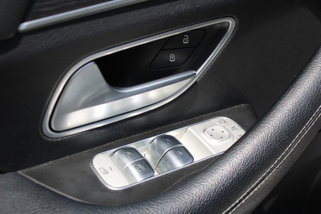 Certified 2023 Mercedes-Benz GLE 350 4MATIC w/ AMG Line Exterior image 12