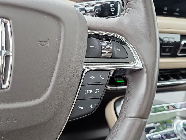 Used 2023 Lincoln Nautilus Reserve FWD image 13