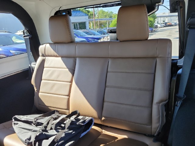 Used 2012 Jeep Wrangler Rubicon w/ PWR Convenience Group AWD/4WD image 15