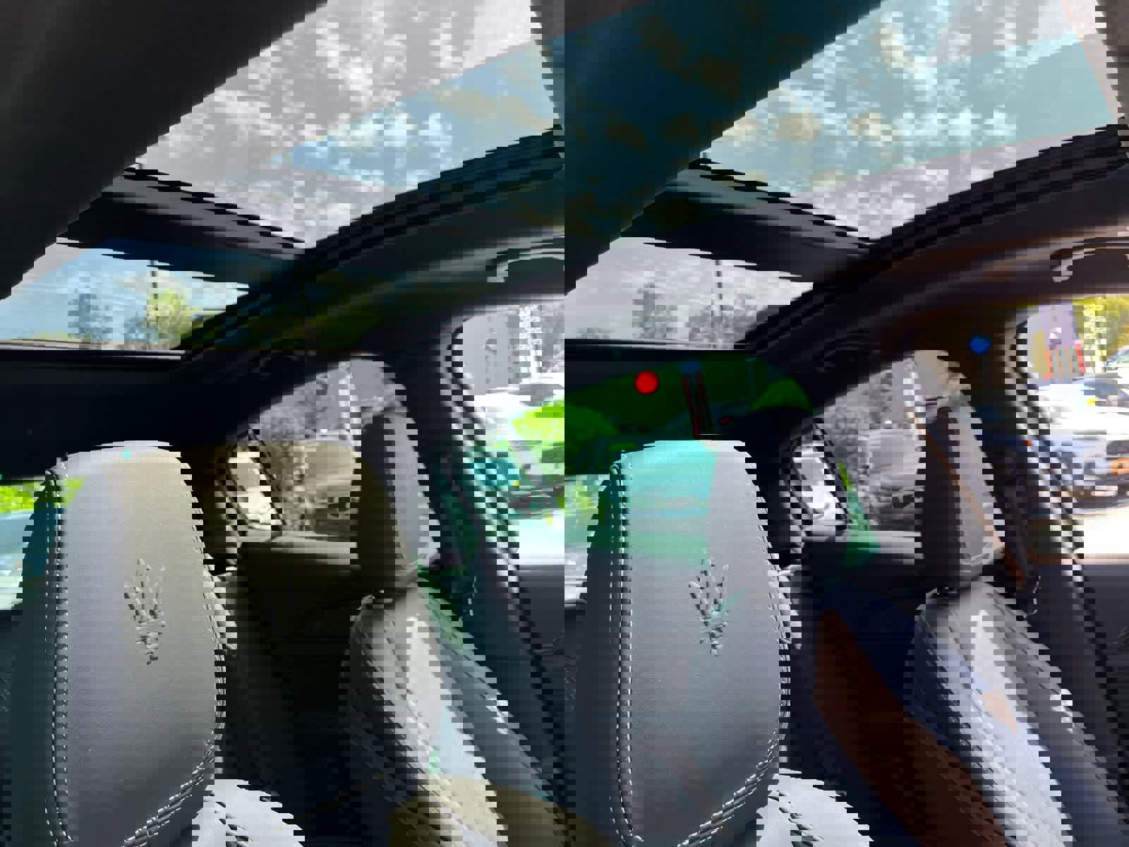 Used 2025 Maserati Grecale Modena image 21