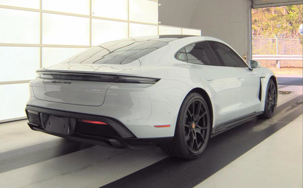 Used 2024 Porsche Taycan GTS image 5