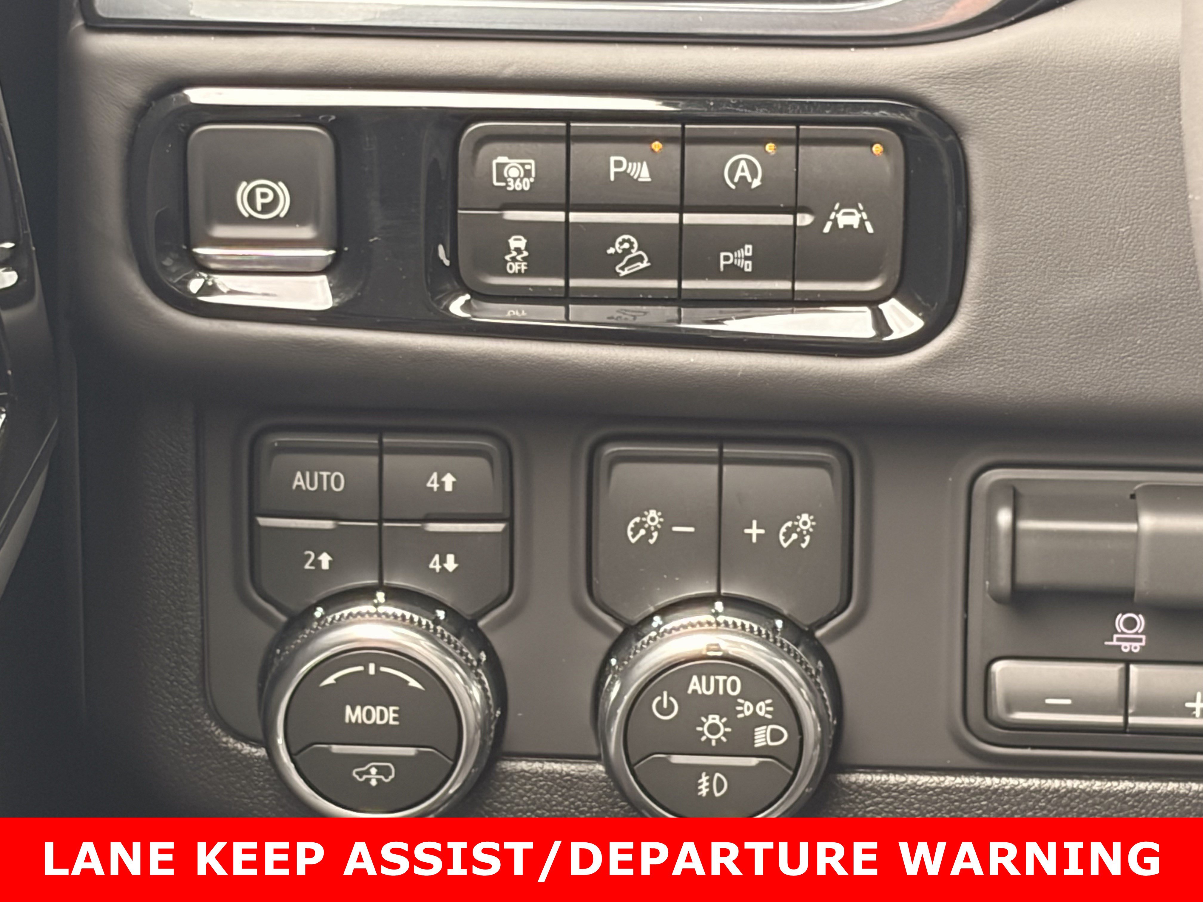 New 2026 GMC Yukon AT4 Ultimate w/ LPO, Floor Liner Package AWD/4WD image 33