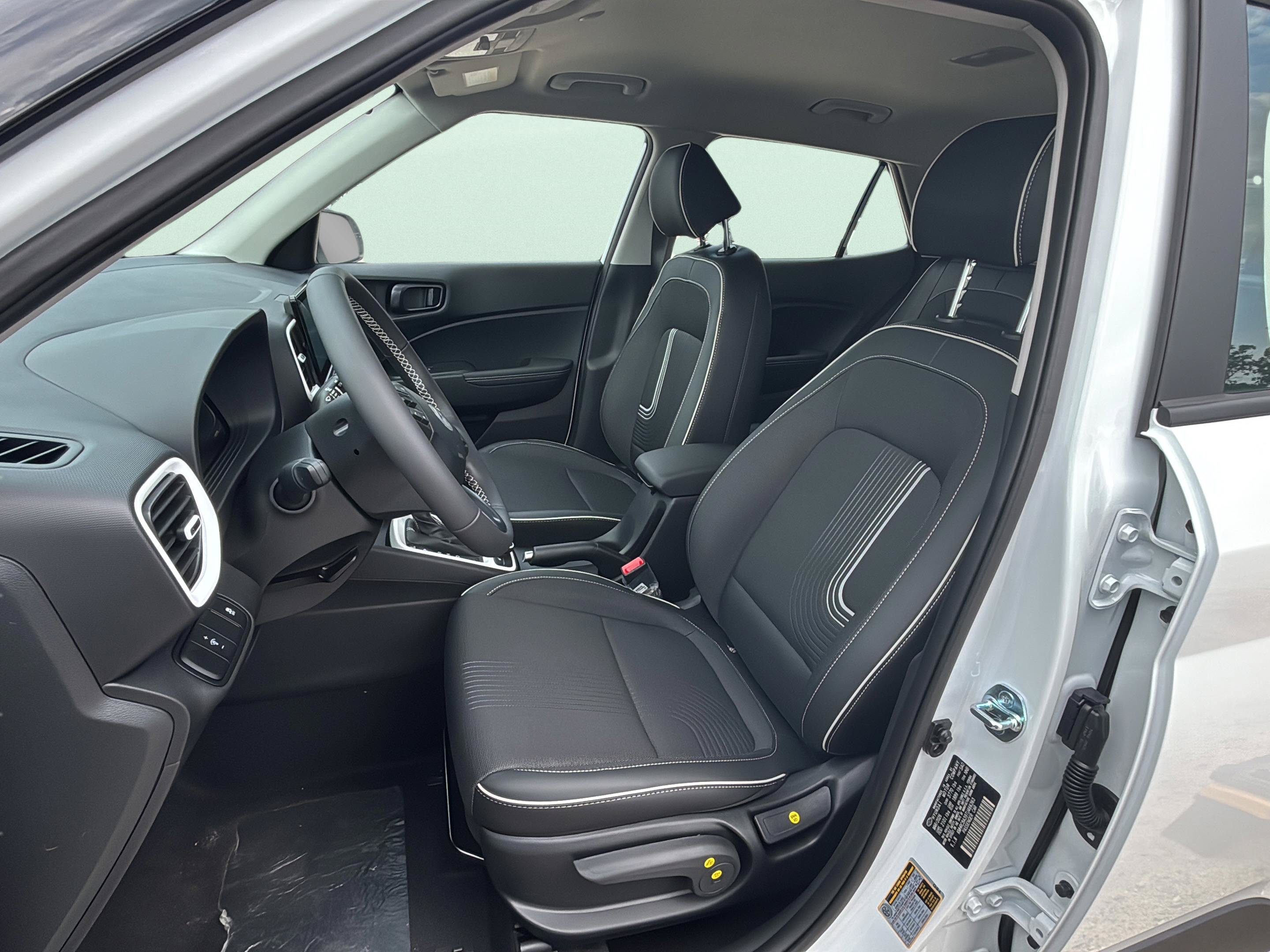 New 2026 Hyundai Venue SEL FWD image 20