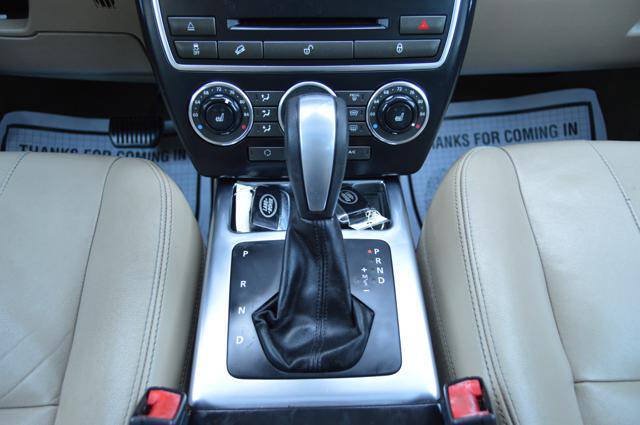 Used 2013 Land Rover LR2 HSE AWD/4WD image 26