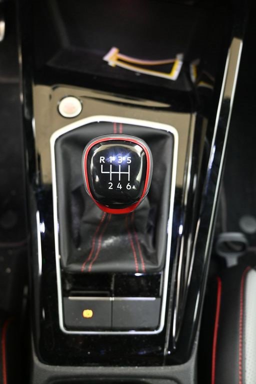 Certified 2024 Volkswagen GTI Autobahn image 29