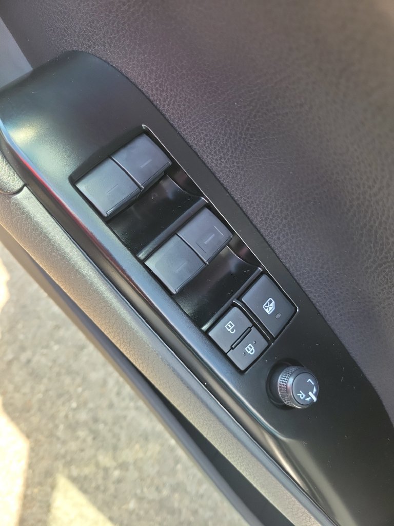 Certified 2026 Toyota Camry SE w/ Convenience Package FWD image 13