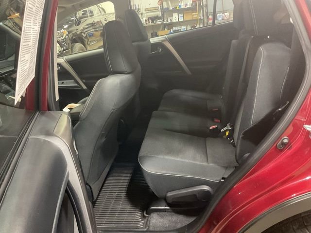Used 2018 Toyota RAV4 XLE w/ Plus Extra Value Package image 19