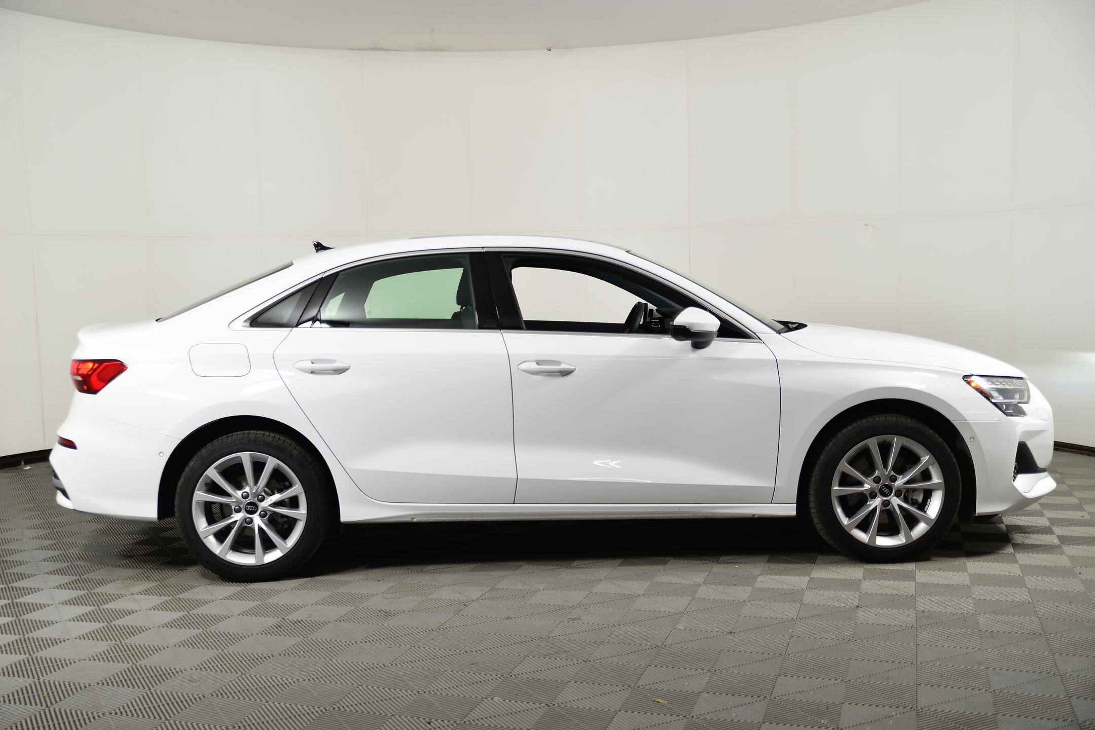 Certified 2025 Audi A3 2.0T Premium Plus w/ Premium Plus Package image 7