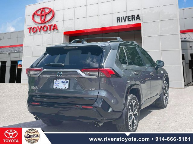 Used 2024 Toyota RAV4 XSE w/ Weather Package AWD/4WD image 7