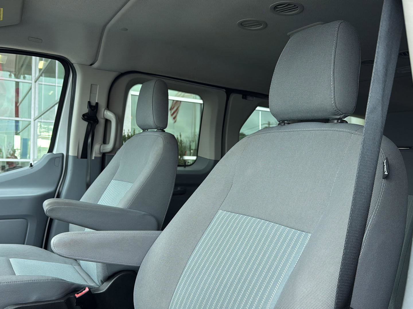 Used 2019 Ford Transit 350 XLT RWD image 20