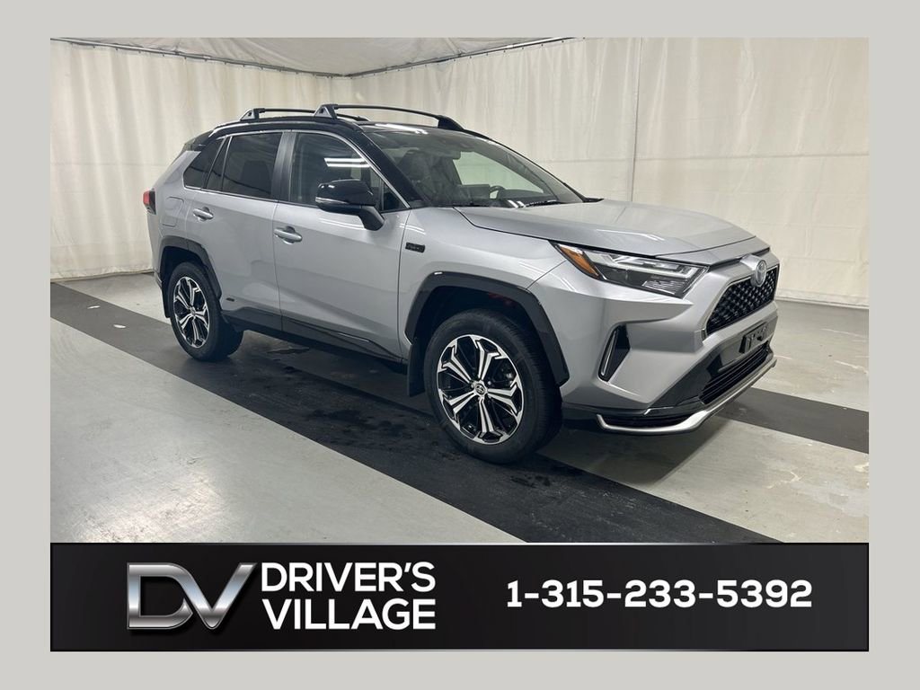 Used 2023 Toyota RAV4 XSE w/ Weather Package image 1