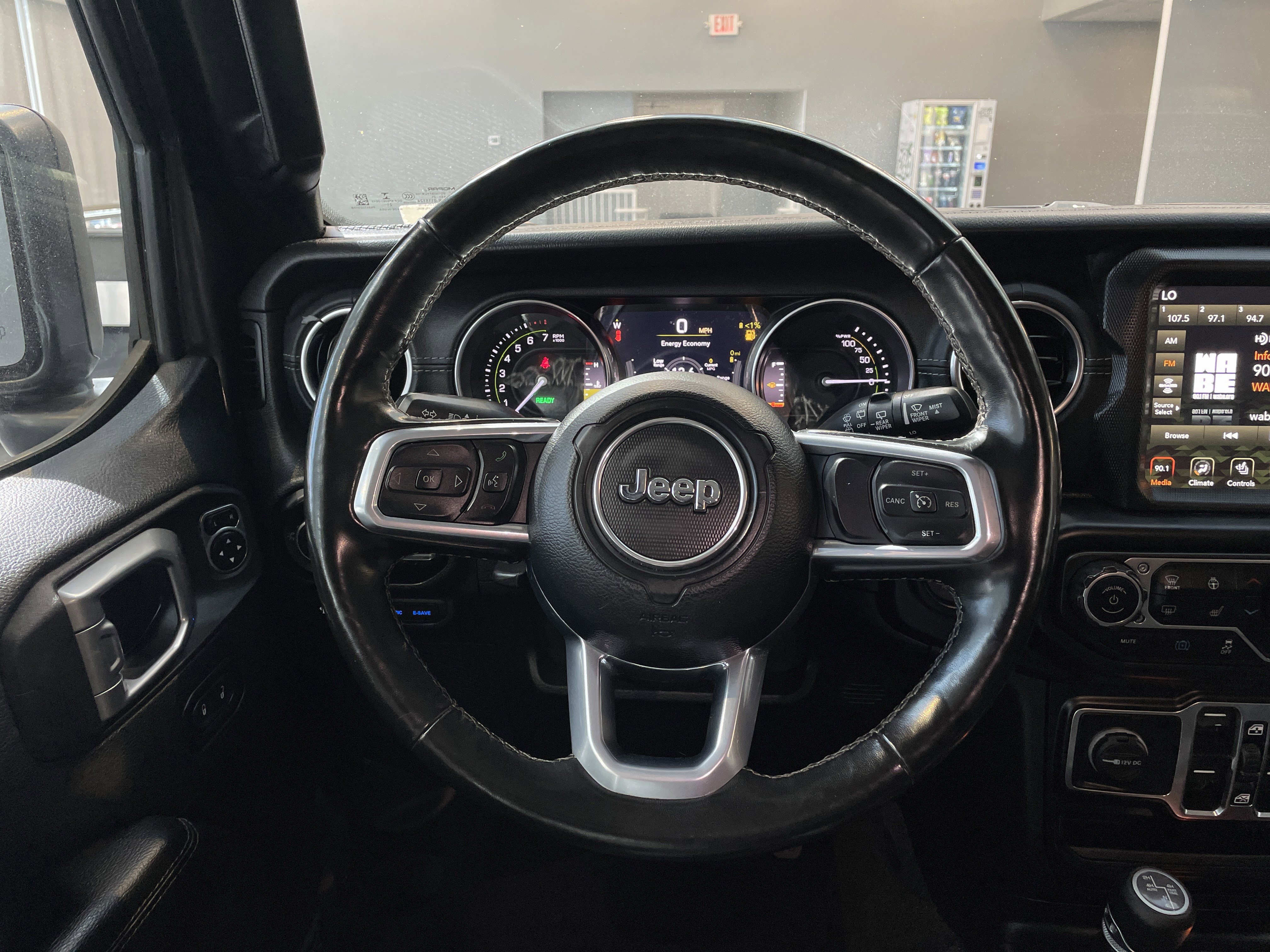 Used 2021 Jeep Wrangler Unlimited Sahara w/ Cold Weather Group AWD/4WD image 18