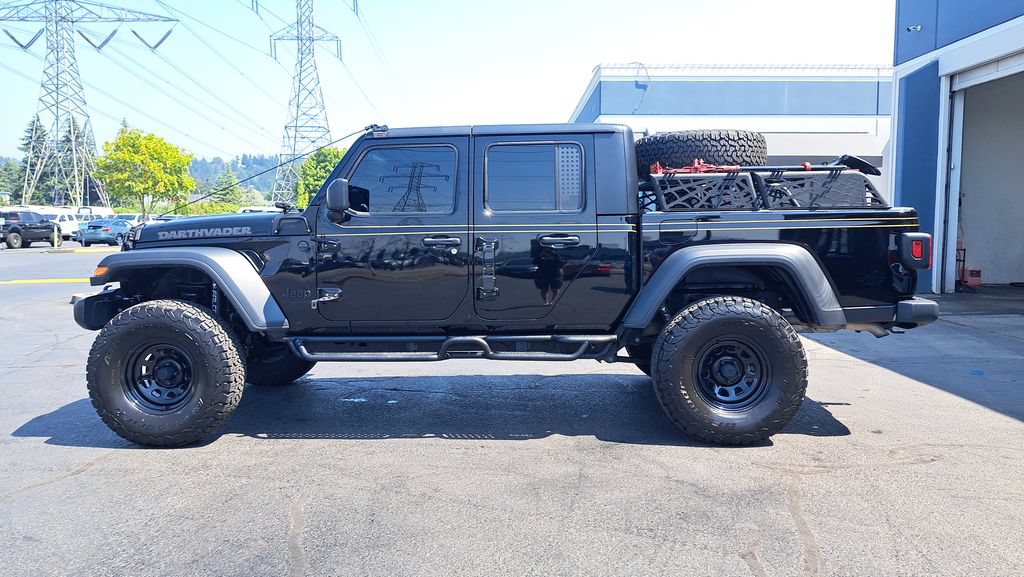 Used 2023 Jeep Gladiator Sport w/ Trailer Tow Package AWD/4WD image 6