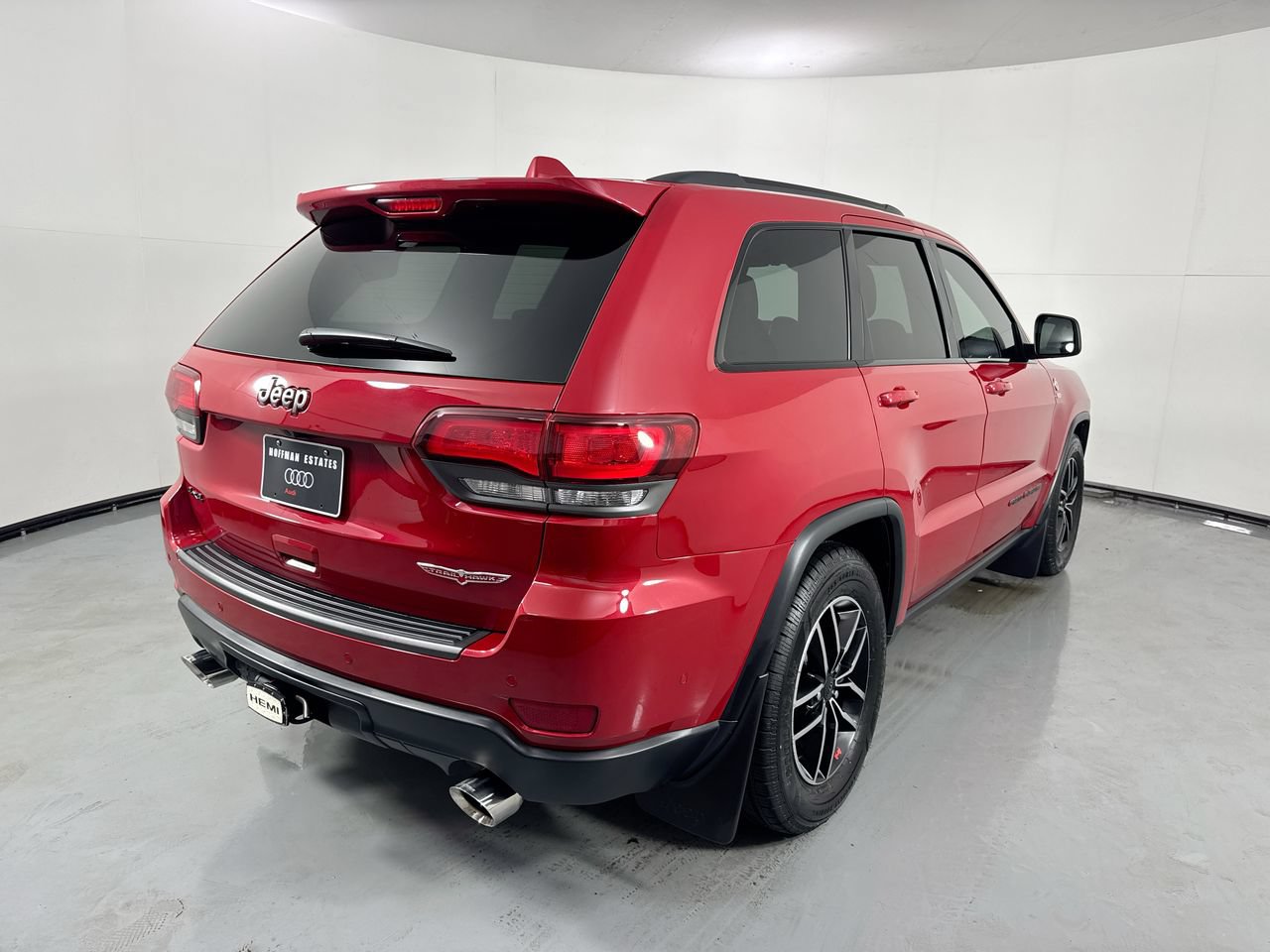 Used 2019 Jeep Grand Cherokee Trailhawk w/ Trailhawk Luxury Group AWD/4WD image 6