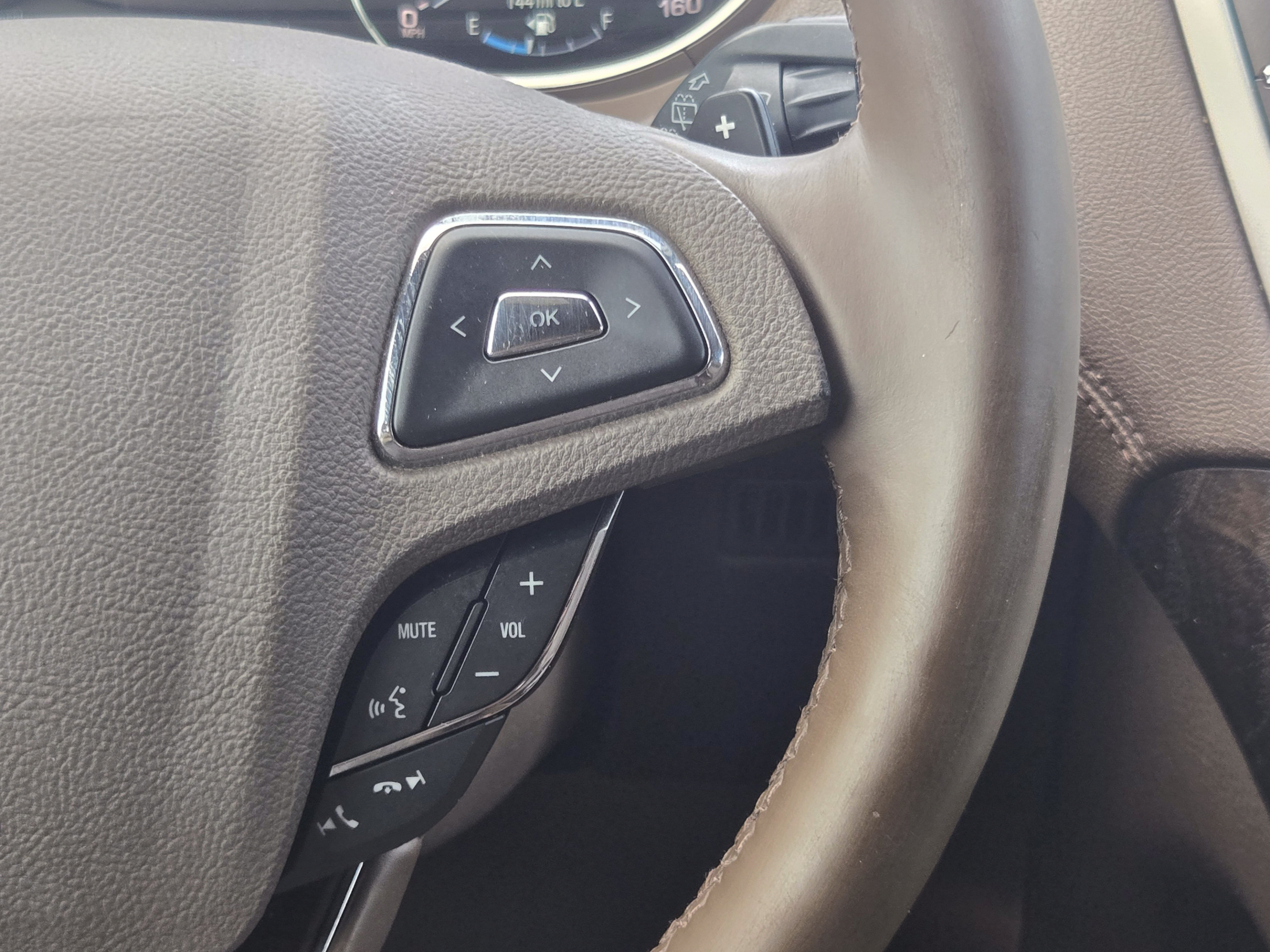 Used 2016 Lincoln MKX Reserve w/ Luxury Package FWD image 25