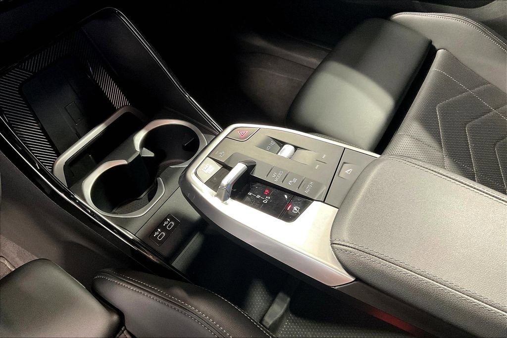 Used 2024 BMW X1 xDrive28i w/ M Sport Package image 16