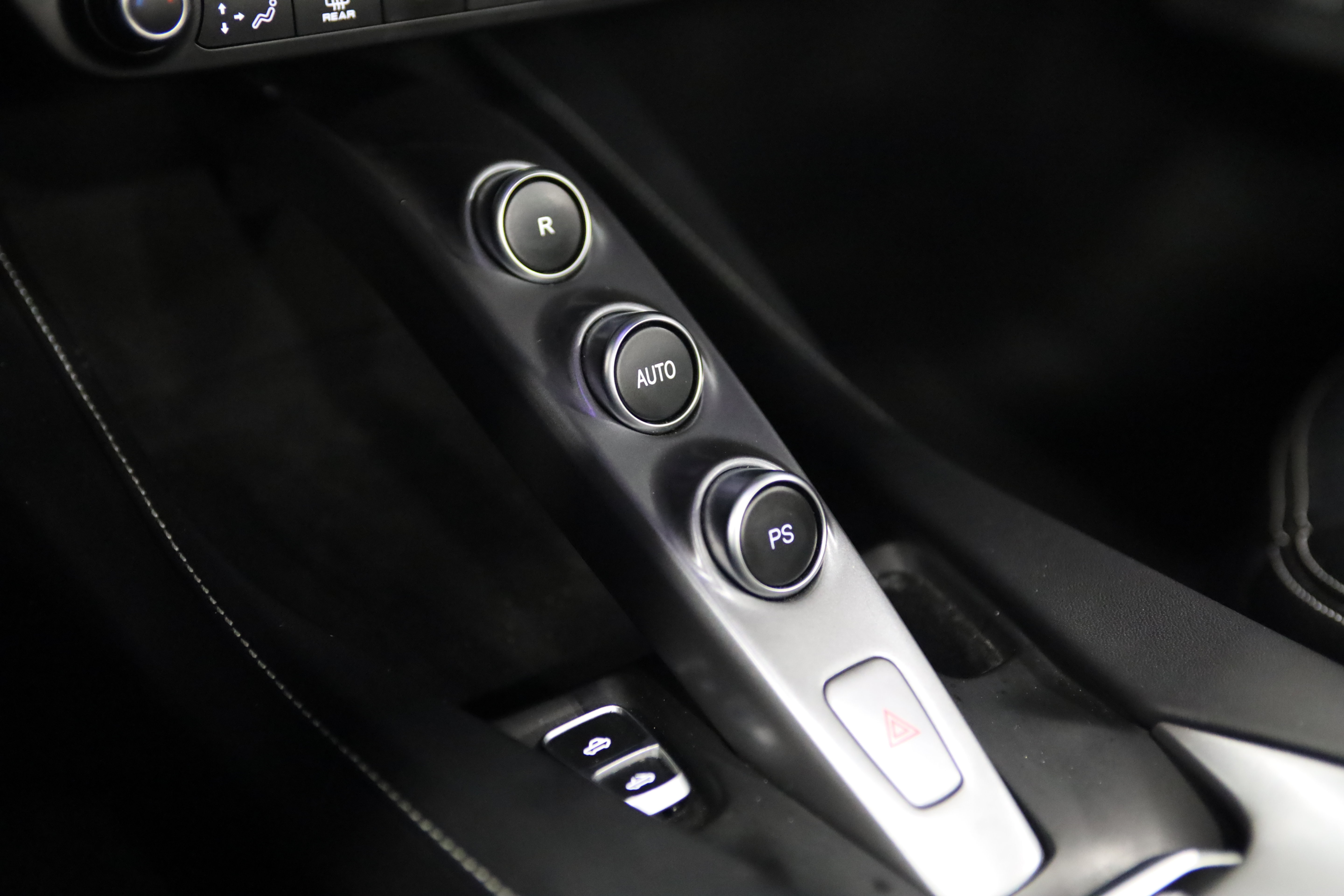 Used 2022 Ferrari Portofino M RWD image 30