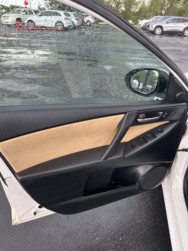 Used 2013 MAZDA MAZDA3 i Touring FWD image 22