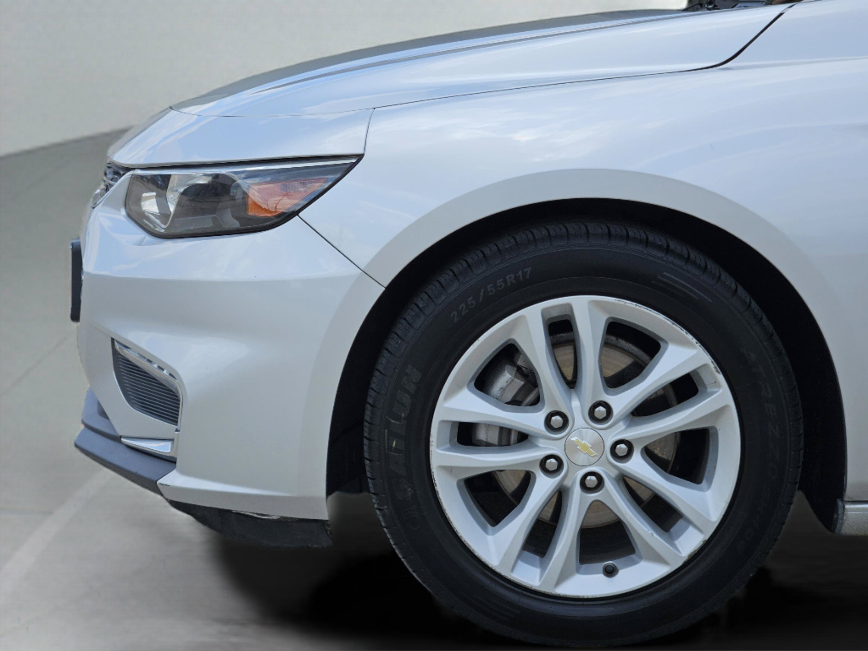 Used 2016 Chevrolet Malibu LT FWD image 31
