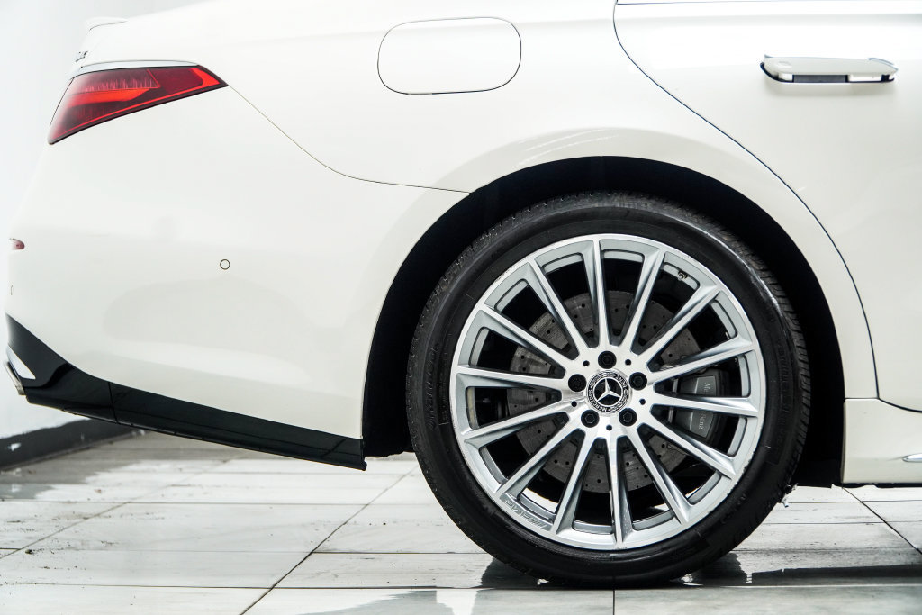 Used 2023 Mercedes-Benz S 500 4MATIC image 11