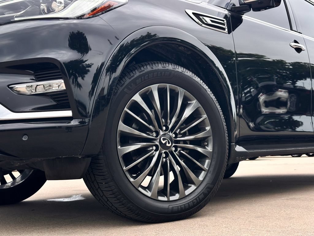 Used 2024 INFINITI QX80 Sensory w/ All-Season Package RWD image 8