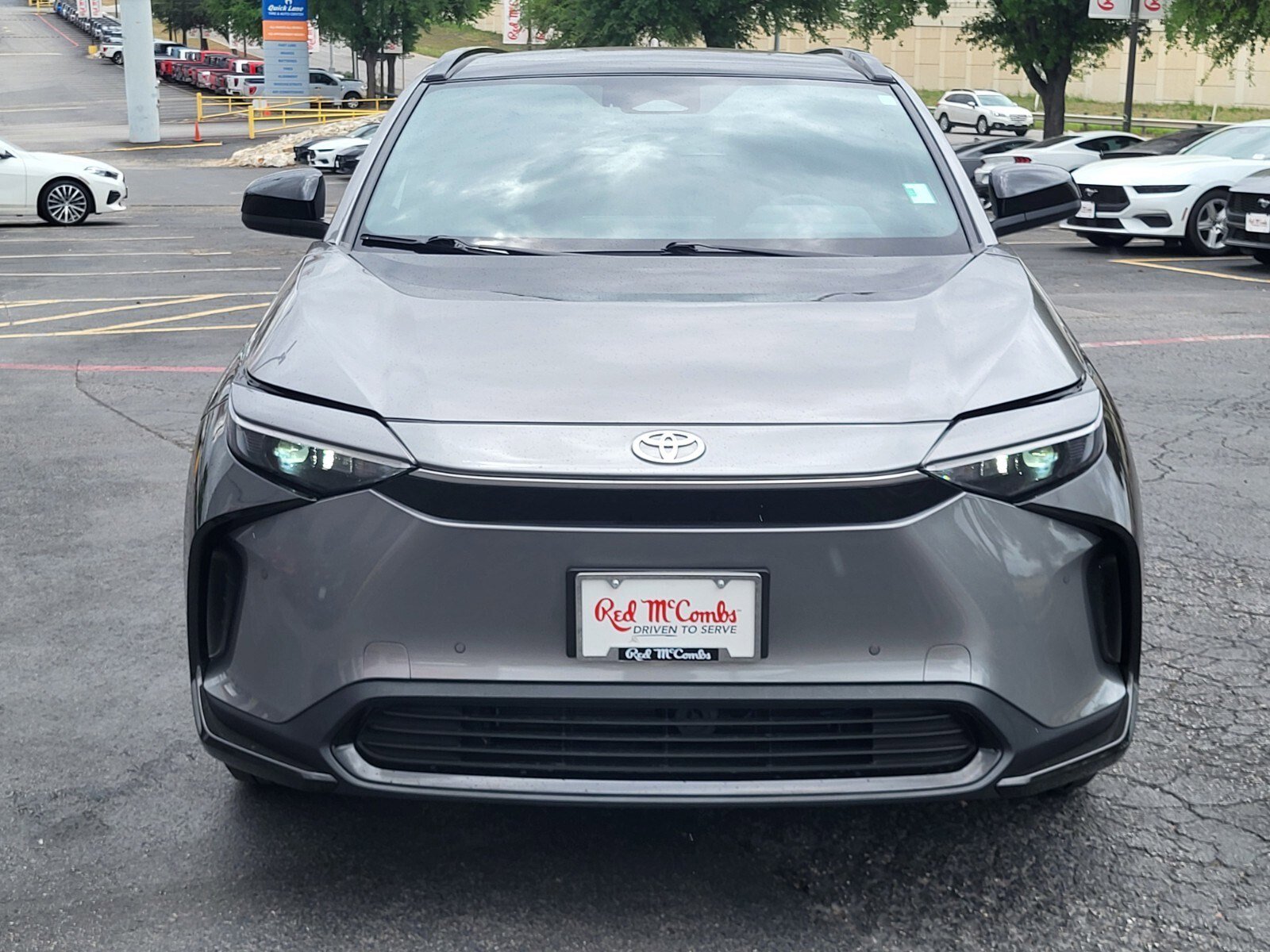 Used 2024 Toyota bZ4X AWD image 9