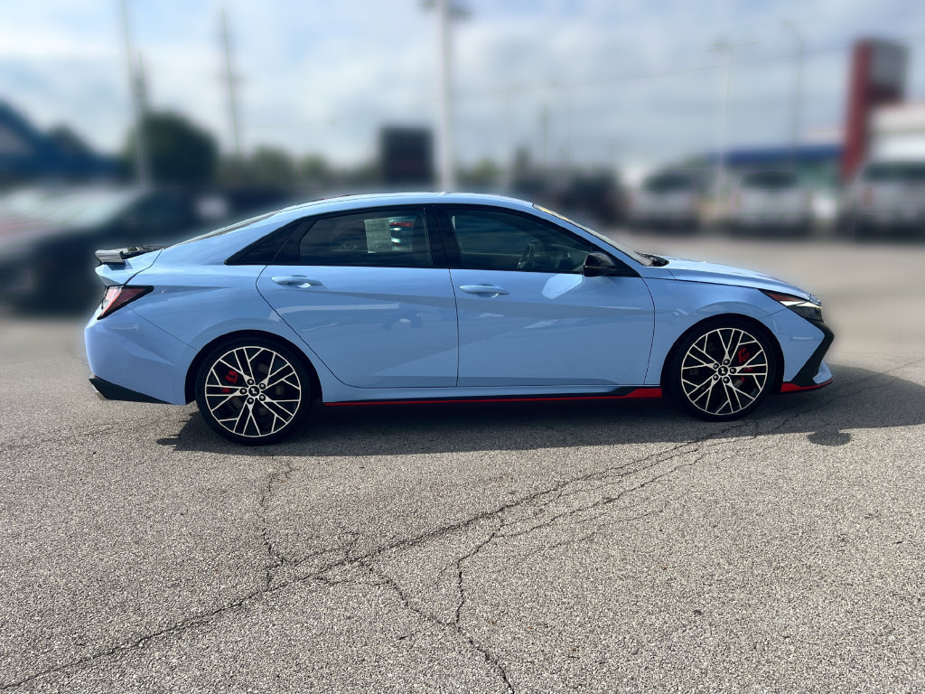 Used 2023 Hyundai Elantra N w/ Preferred Accessory Package FWD image 9