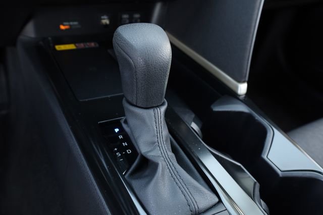 Used 2025 Toyota Camry LE image 8