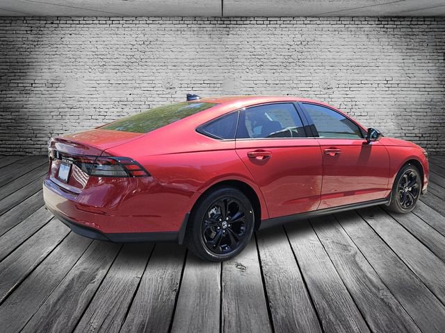 Certified 2025 Honda Accord SE image 5